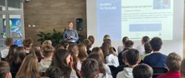 „Zdrowa woda – fakt czy mit?” – wykład dla uczniów SP nr 10 w Kaliszu