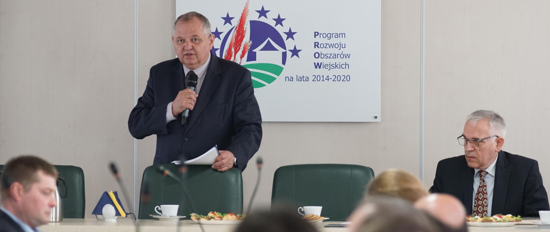 Wiceminister R. Zarudzki podczas spotkania