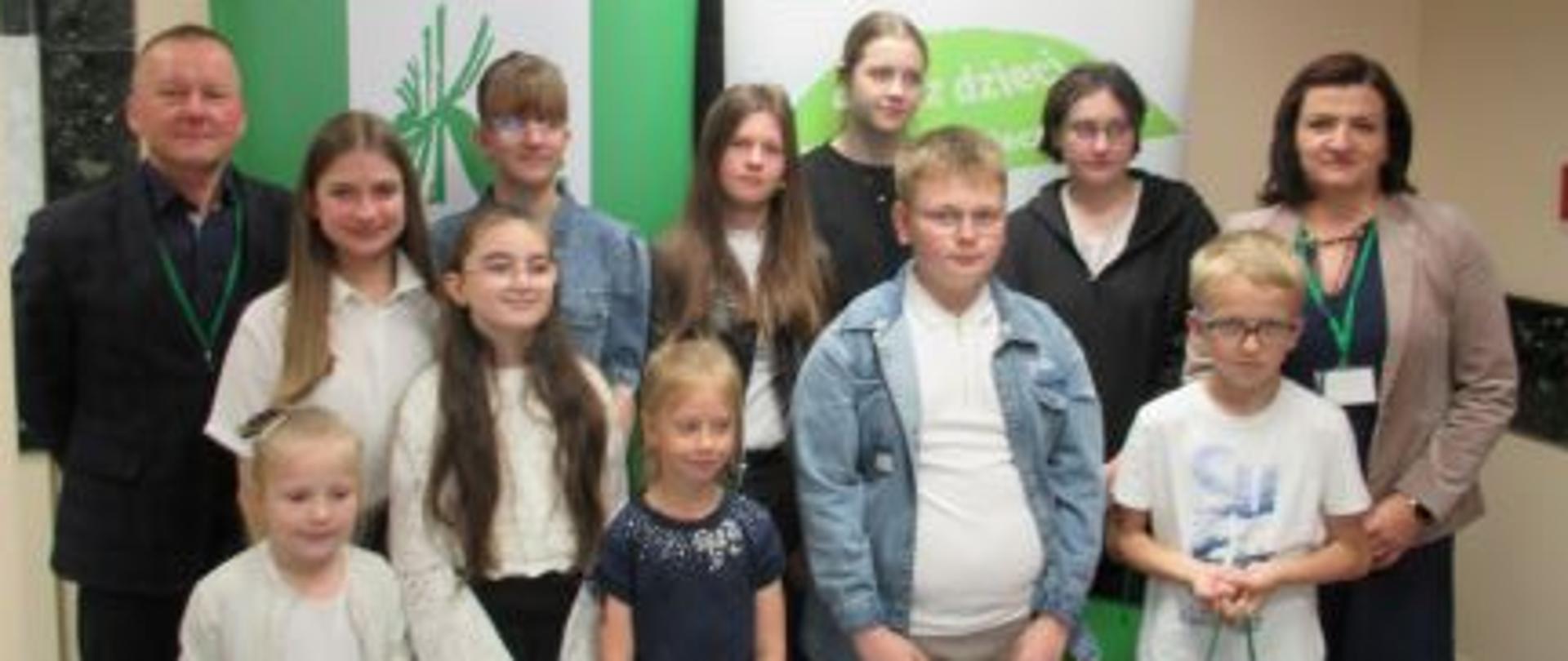 Laureaci konkursu plastycznego na poziomie PT KRUS w Ostrołęce