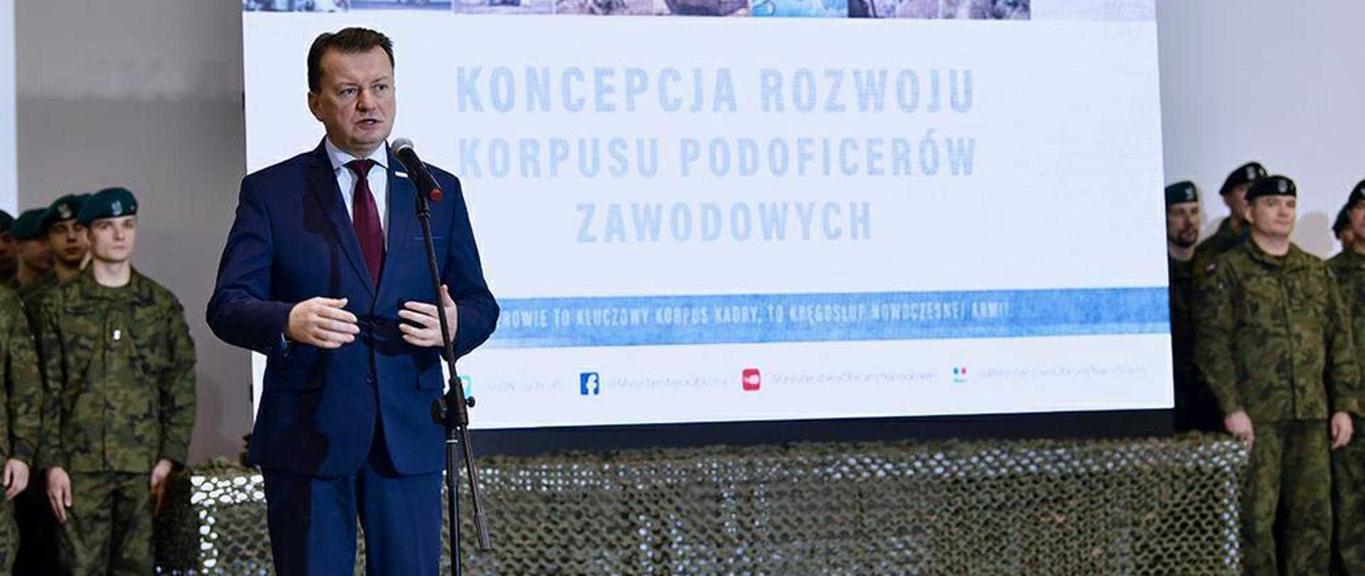 291112_MMB_korpuspodoficerowreforma_LChemperek_01