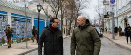 Premier Mateusz Morawiecki i premier Ukrainy Denys Szmyhal podczas wizyty w Kijowie | Rocznica rosyjskiej agresji na Ukrainę.