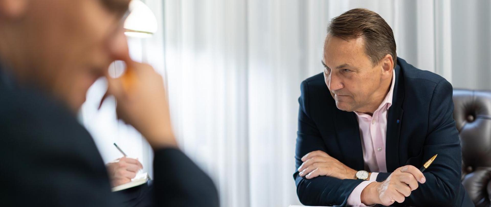 Wicepremier Sikorski wziął udział w telekonferencji z sekretarzem stanu Marco Rubio i szefami dyplomacji państw europejskich