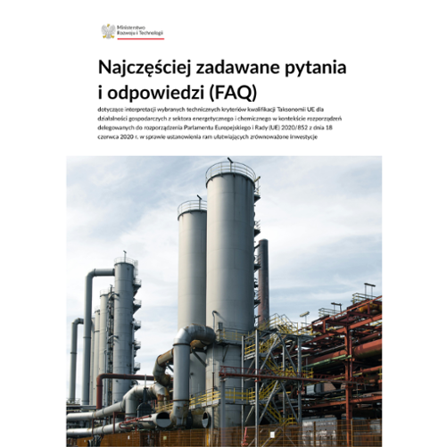 Zdjęcie to okładka FAQ dla sektora energetycznego i chemicznego. W górnym lewym rogu znajduje się logo MRiT. Na okładce pod tytułem znajduje się zdjęcie rafinerii. 