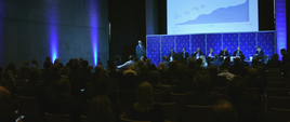 Wiceminister Kurtyka przemawia podczas panelu ,,Infrastruktura dla elektromobilności’’