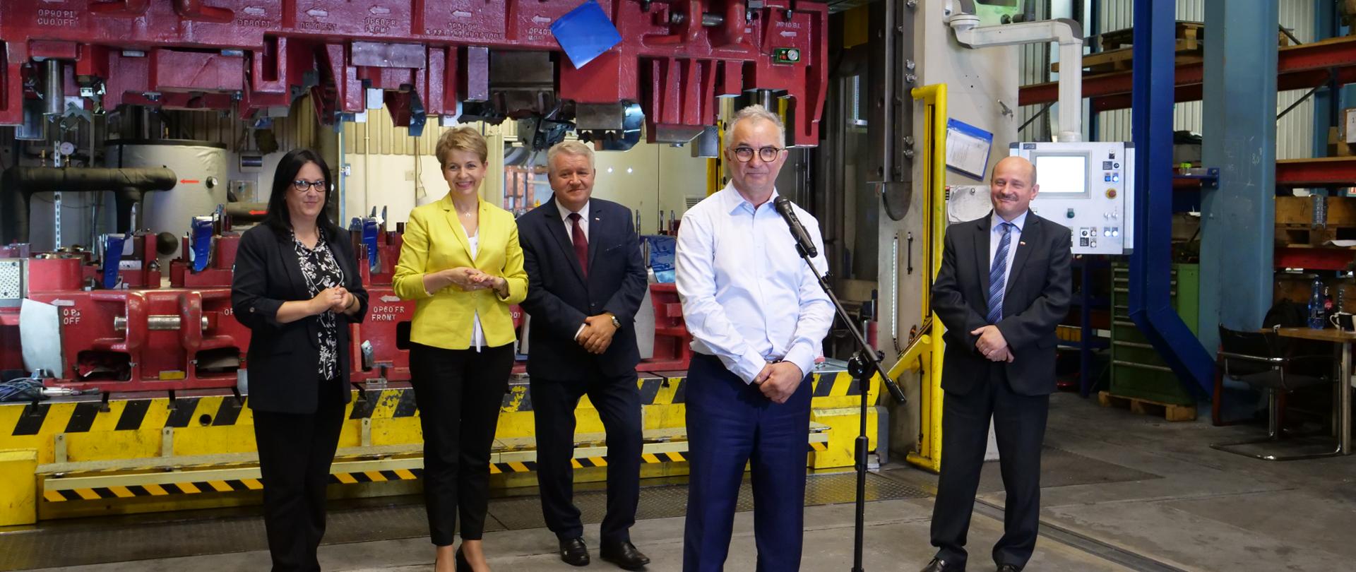 Wiceminister Alina Nowak podczas konferencji