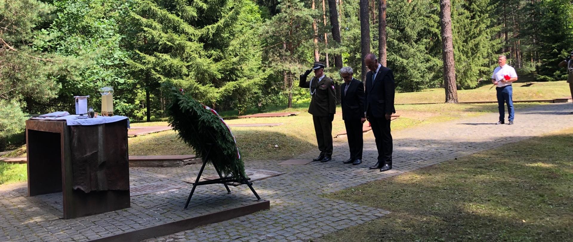 Ambasador RP w Moskwie upamiętnił 20. rocznicę otwarcia Kompleksu Memorialnego „Katyń”