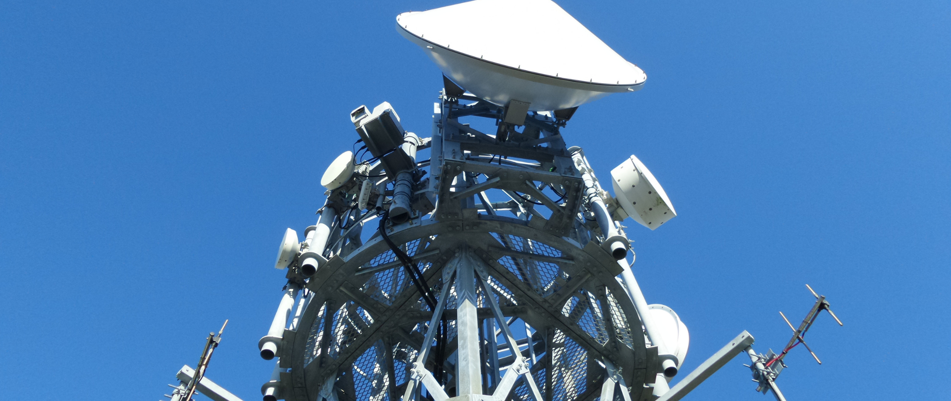 Antena telefonii komórkowej