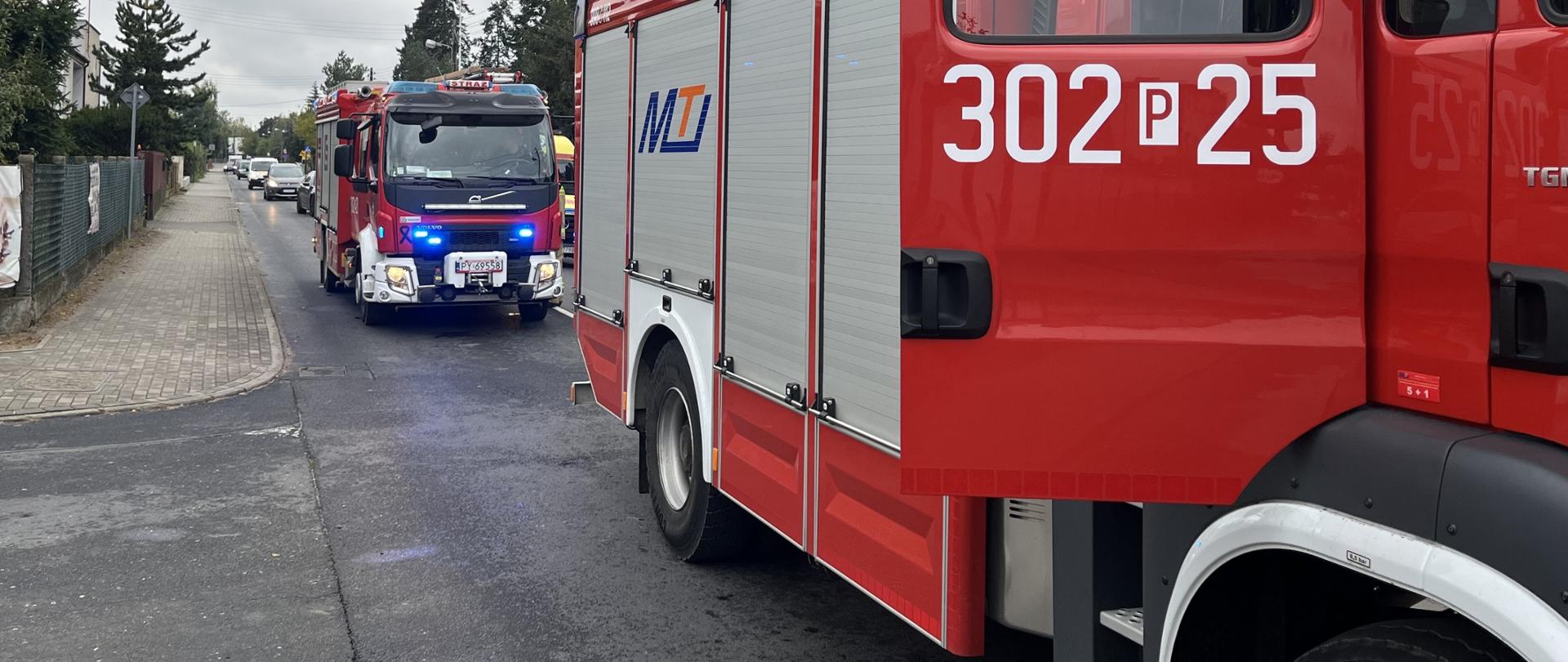 Wozy bojowe Państwowej Straży Pożarnej podczas działań