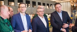 Premier Mateusz Morawiecki i minister infrastruktury Andrzej Adamczyk w Poznaniu 