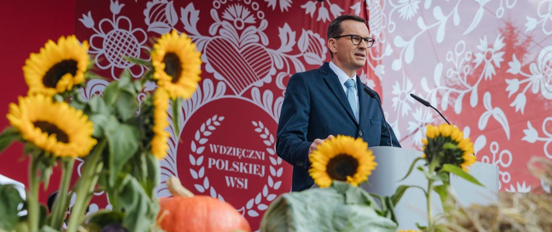 Premier podczas Ogólnopolskiego Święta „Wdzięczni Polskiej Wsi”: jesteśmy dumni z polskiej wsi