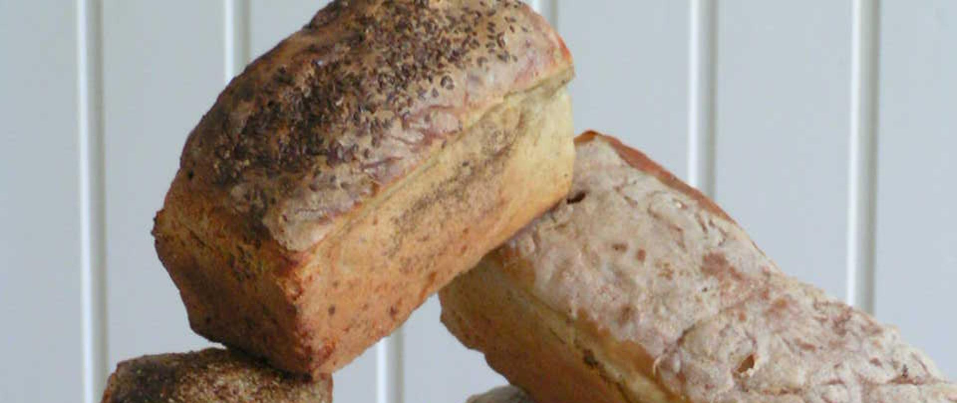 Chleb razowy koprzywieński