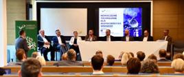 Debata podczas konferencji pn. "Nowoczesne technologie dla bezpieczeństwa wodnego"