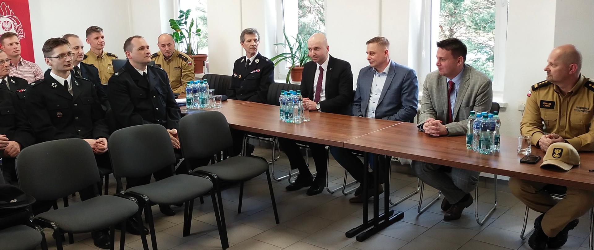 Odprawa roczna jednostek OSP z terenu powiatu nowodworskiego z udziałem Zastępcy Mazowieckiego Komendanta Wojewódzkiego PSP