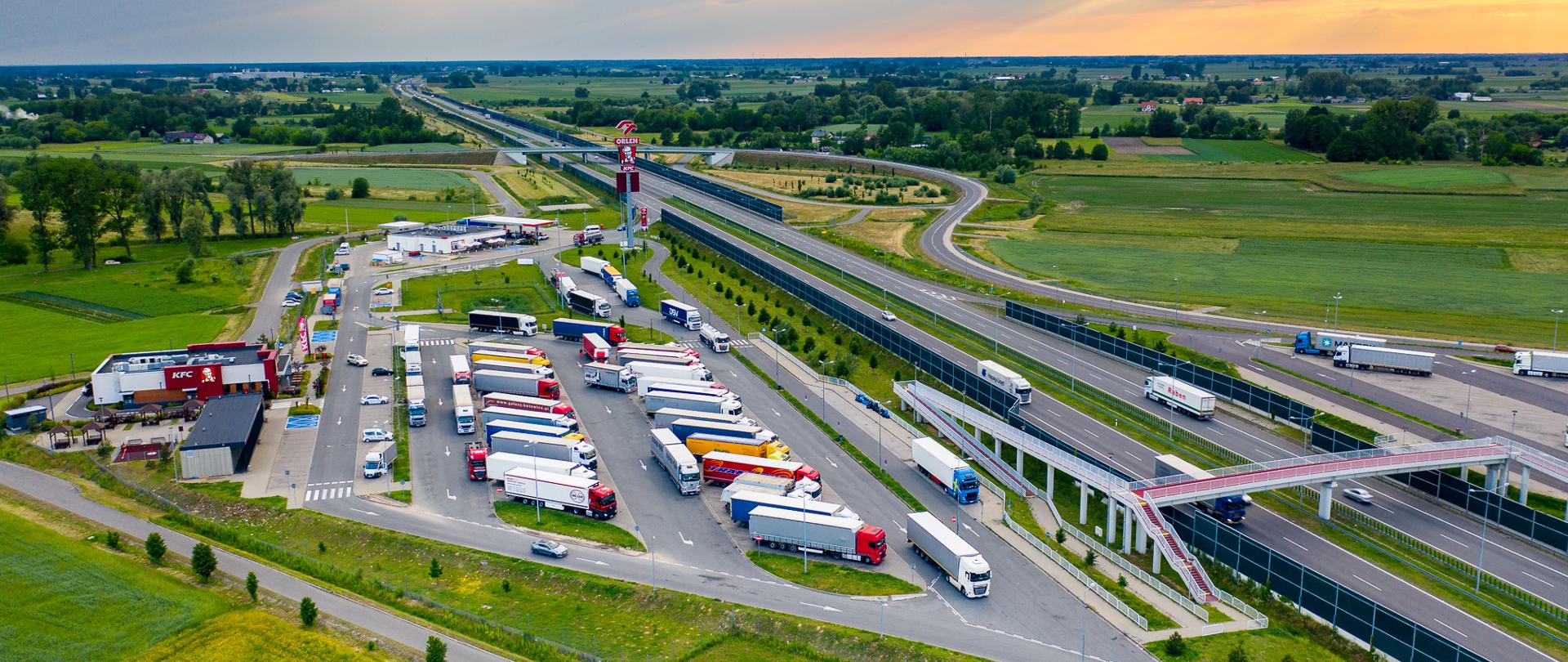 MOP - Miejsce Obsługi Podróżnych przy A2 widziane z powietrza