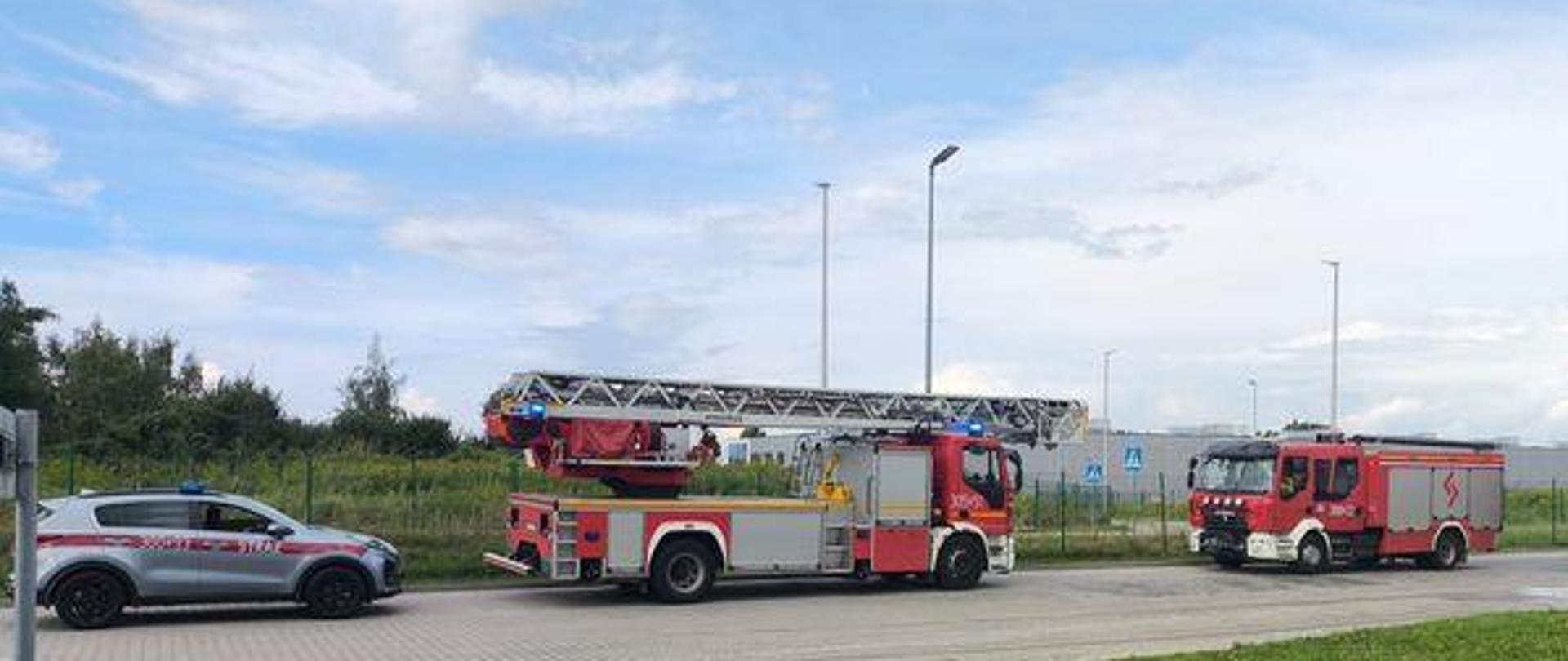 Pożar prasy w zakładzie przy ul. Kiełczowskiej we Wrocławiu 