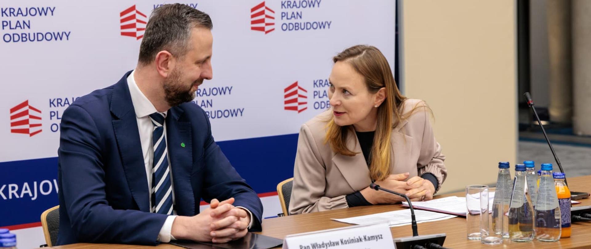 In the photo, Minister Katarzyna Pełczyńska-Nałęcz, Deputy Prime Minister Władysław Kosiniak-Kamysz