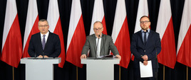 Konferencja prasowa ministra infrastruktury Andrzeja Adamczyka, wiceministra Marka Chodkiewicza oraz sekretarza Krajowej Rady Bezpieczeństwa Ruchu Drogowego Konrada Romika