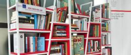 Trzeci kącik książek (fot. Ambasada RP w Hanoi)