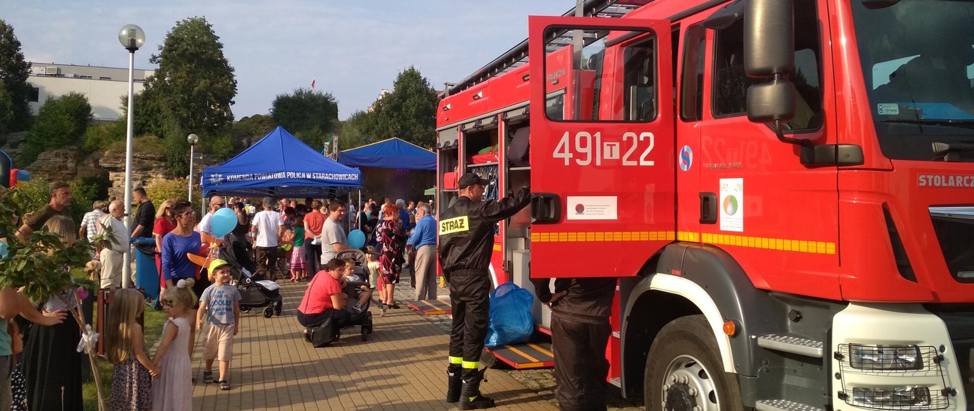 Prezentacja wozu na festynie pod Skałkami 1