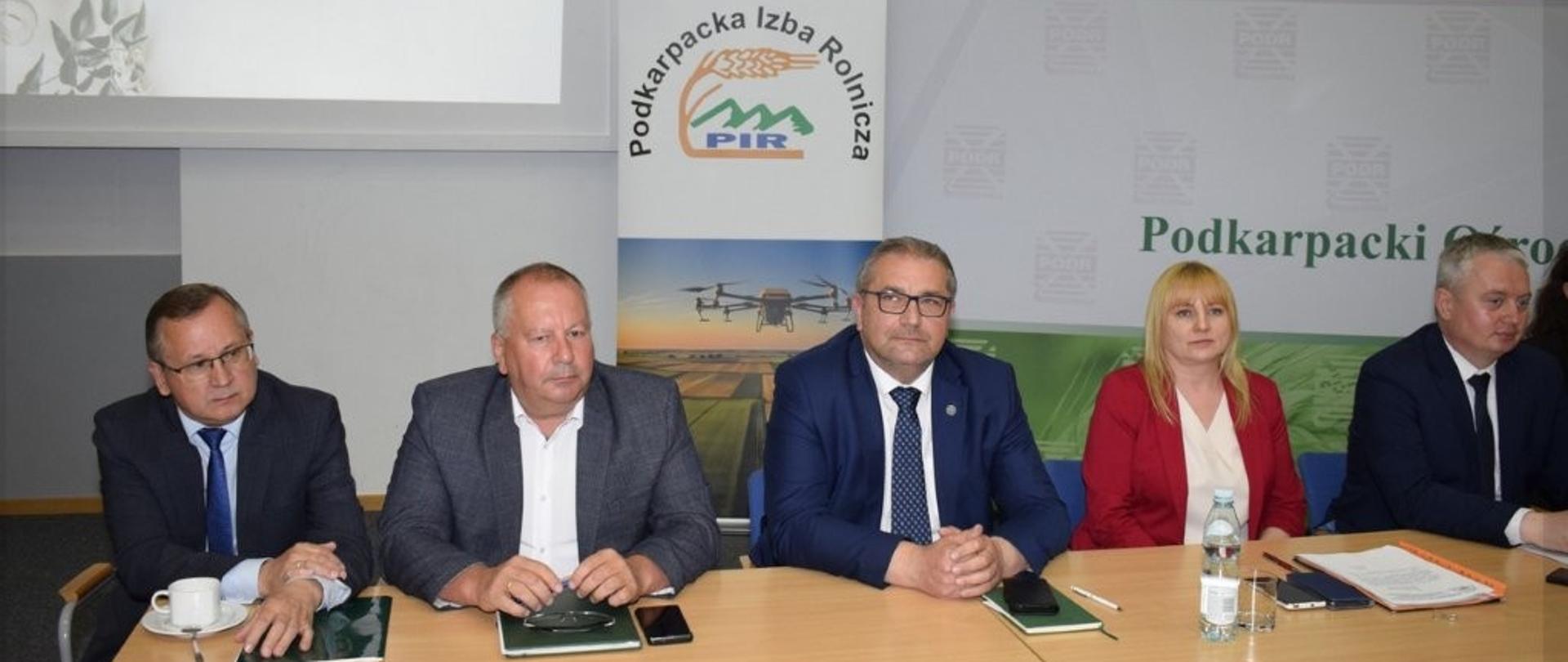Uczestnicy spotkania Podkarpackiej Izby Rolniczej w Boguchwale. 