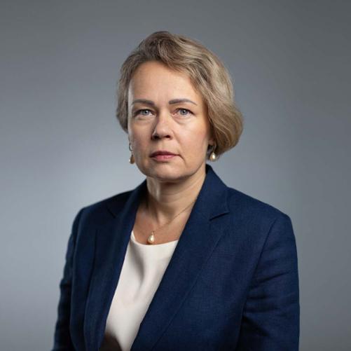 Ambasador Karolina Ostrzyniewska