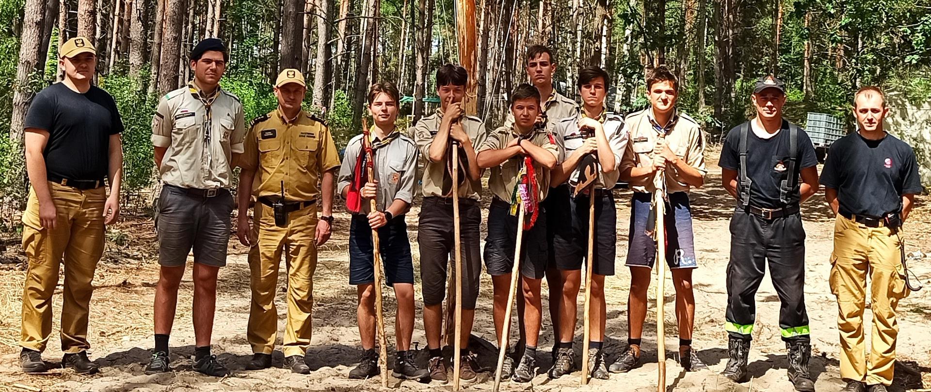 Wizytacja obozów harcerskich w ramach „Bezpiecznych Wakacji” w miejscowości Rytele Święckie, gm. Kosów Lacki.