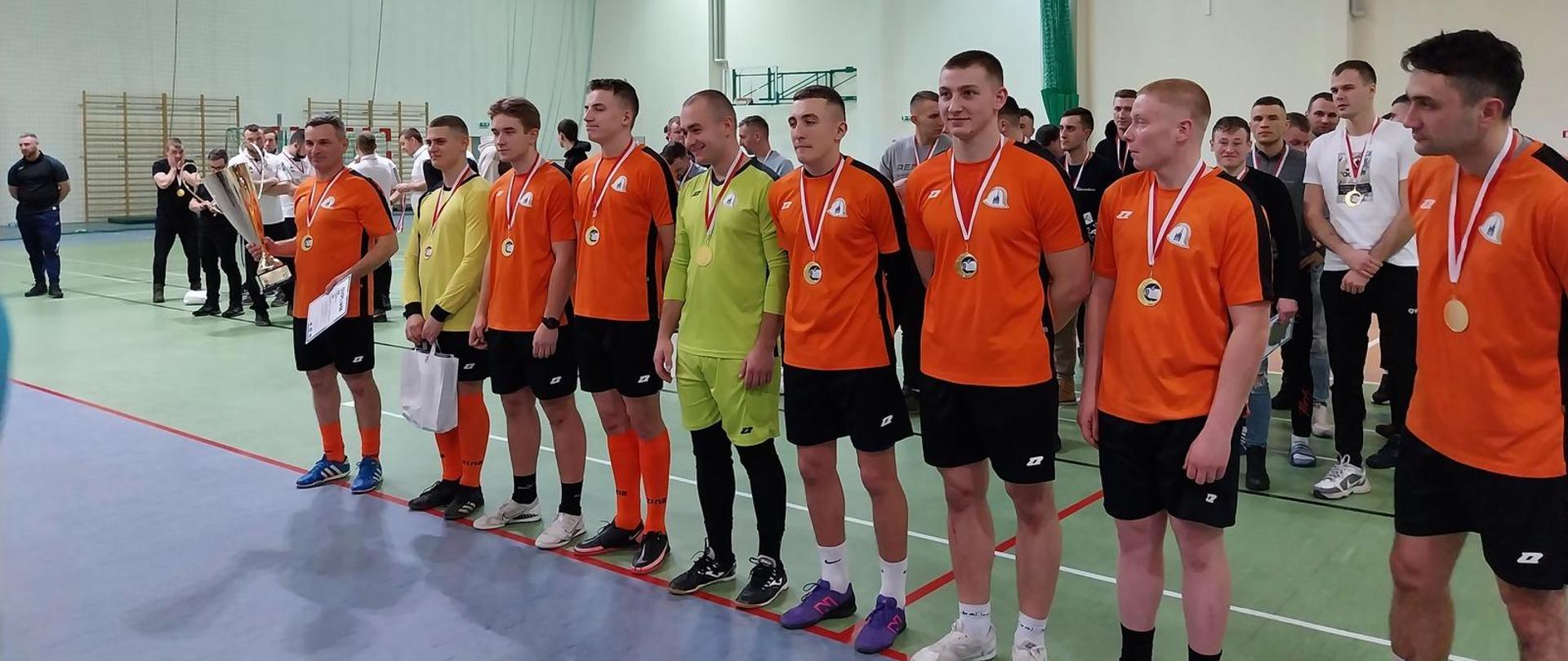 UDZIAŁ REPREZENTACJI SA PSP W POZNANIU W " MISTRZOSTWACH GARNIZONU POZNAŃ W FUTSALU".