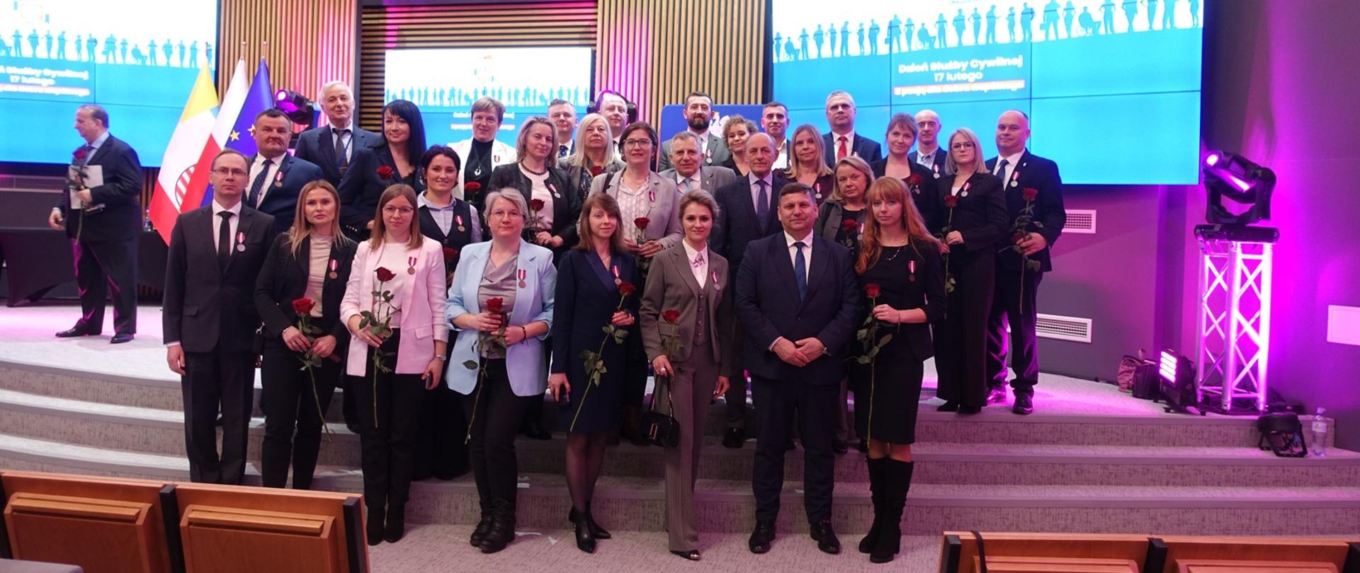 Wszyscy odznaczeni pracownicy Inspekcji