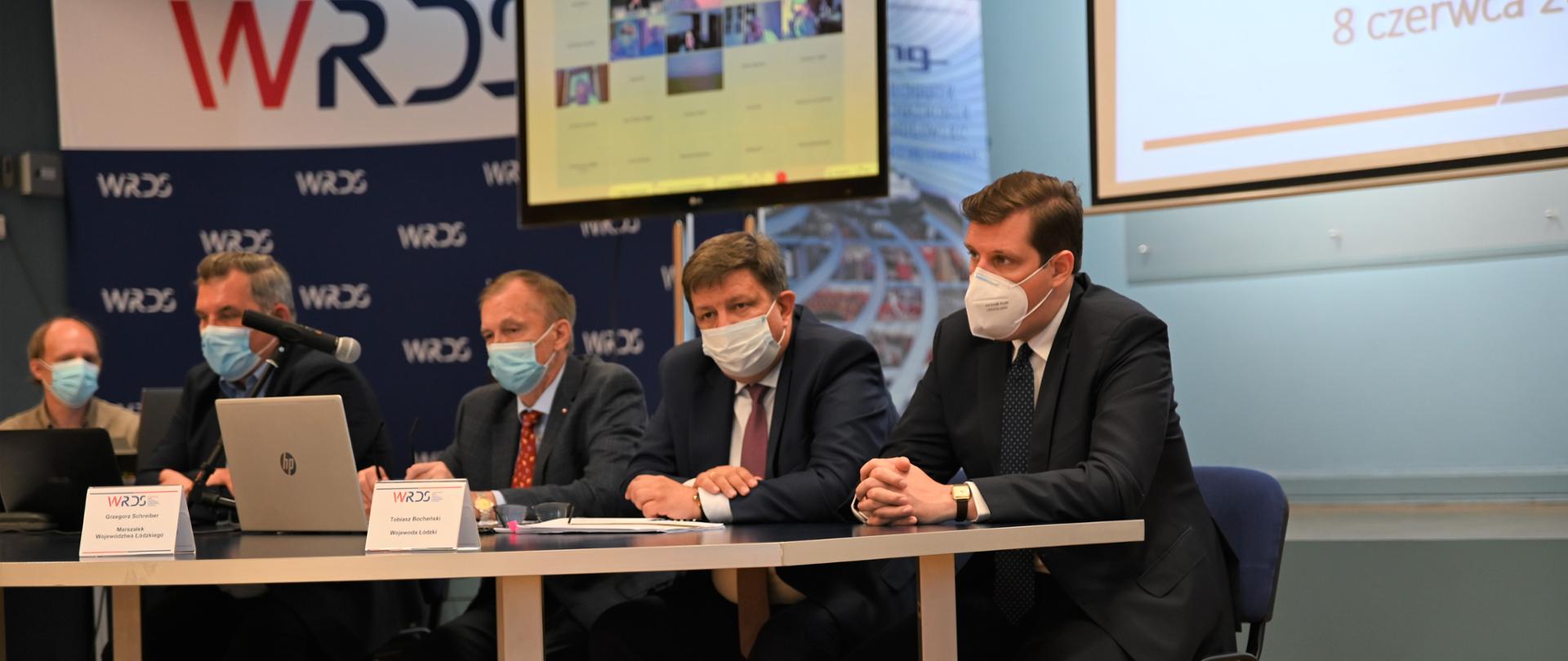 Wojewoda łódzki Tobiasz Bocheński uczestniczy w posiedzeniu Wojewódzkiej Rady Dialogu Społecznego Województwa Łódzkiego 