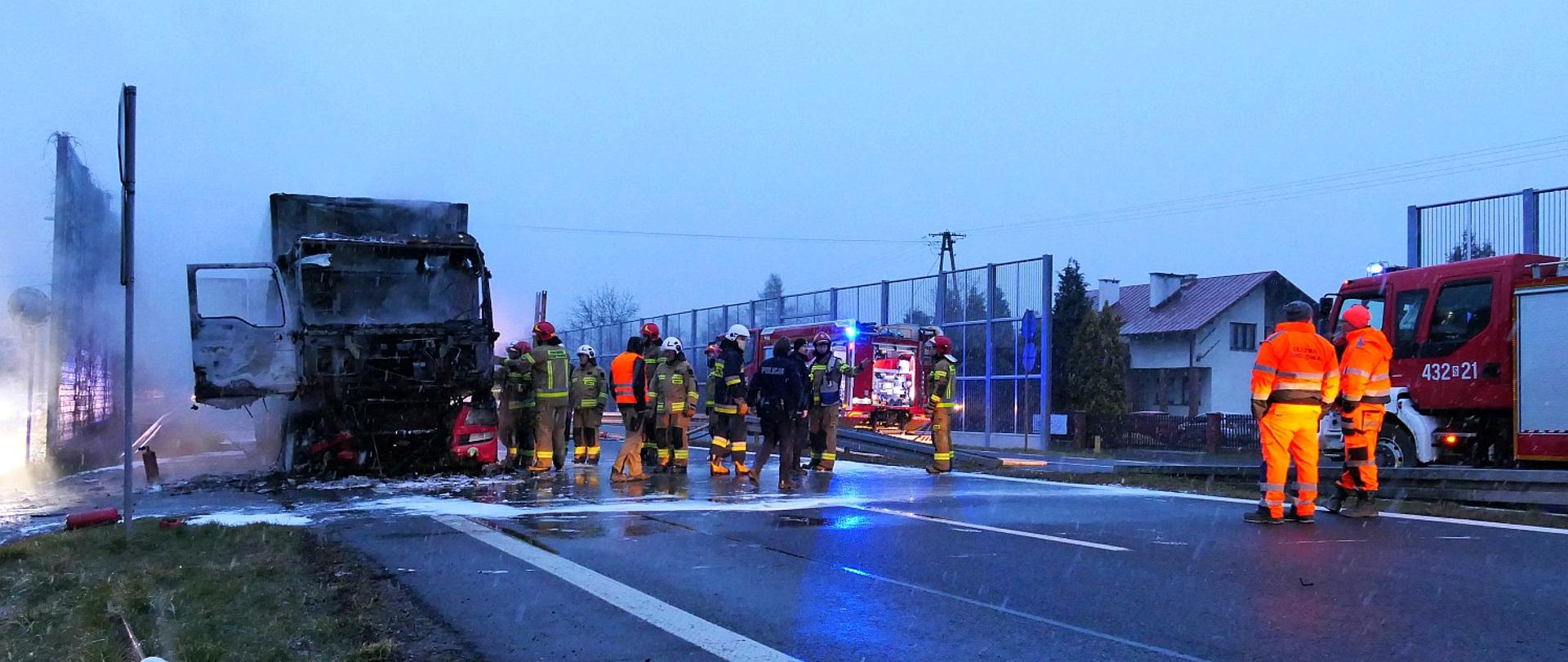 Pożar samochodu ciężarowego