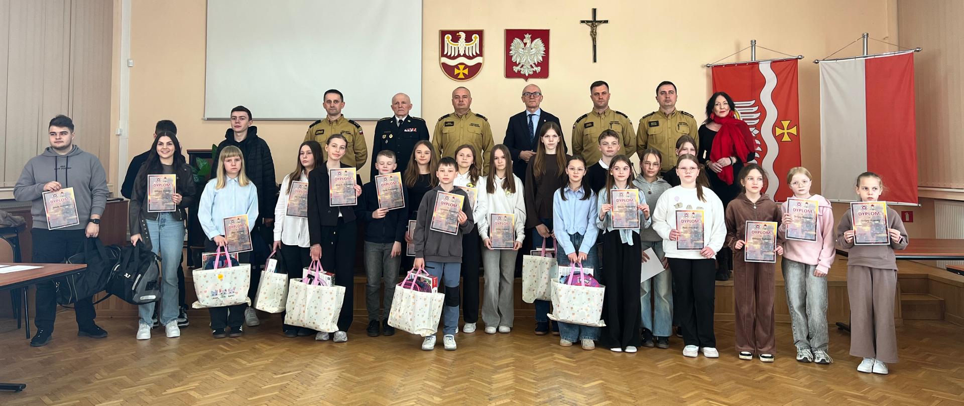 Eliminacje Powiatowe Ogólnopolskiego Turnieju Wiedzy Pożarniczej "Młodzież Zapobiega Pożarom"