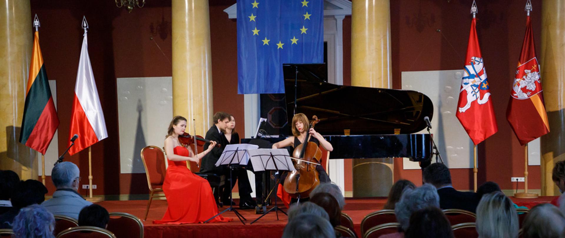 „Cuore Piano Trio“ koncertas 