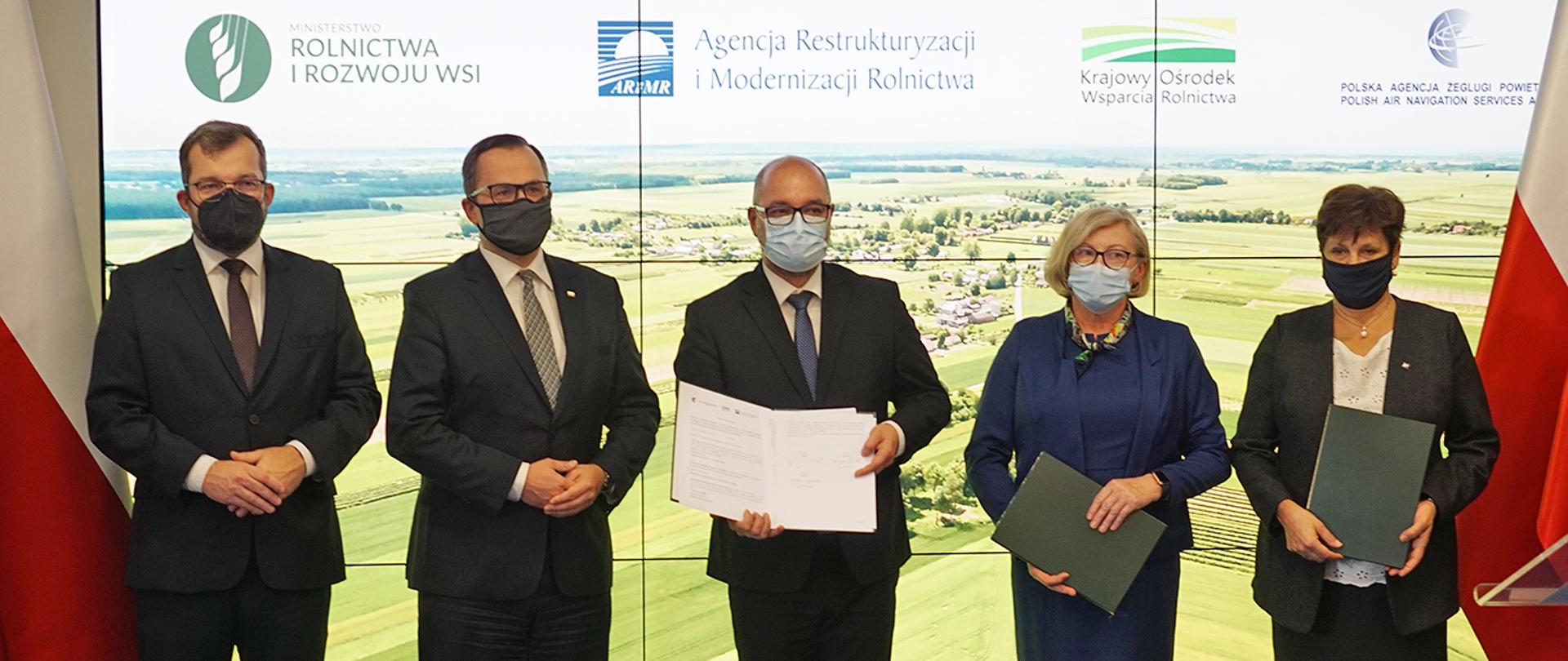 Drony pomogą rolnikom