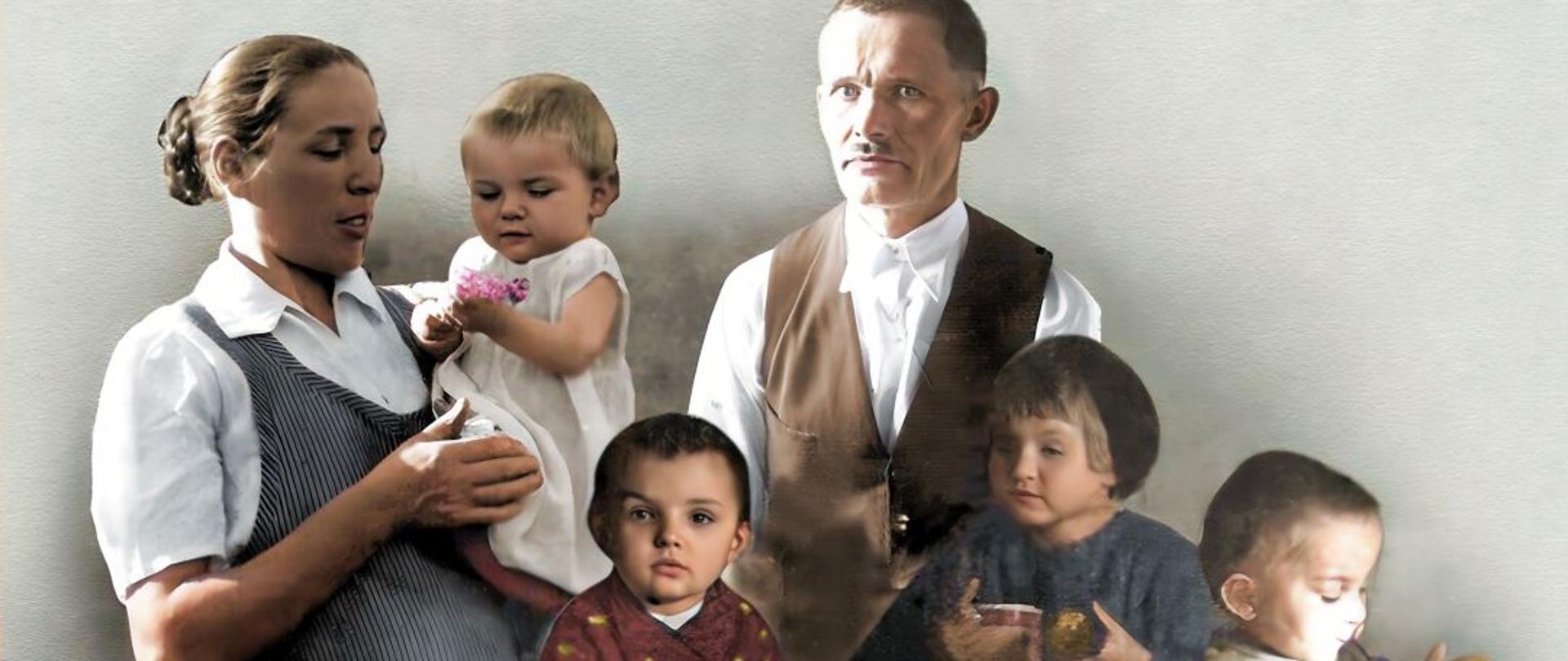 Rodzina_Ulmów_(ze_zbiorów_Mateusza_Szpytmy),_koloryzacja_Mikolaj_Kaczmarek