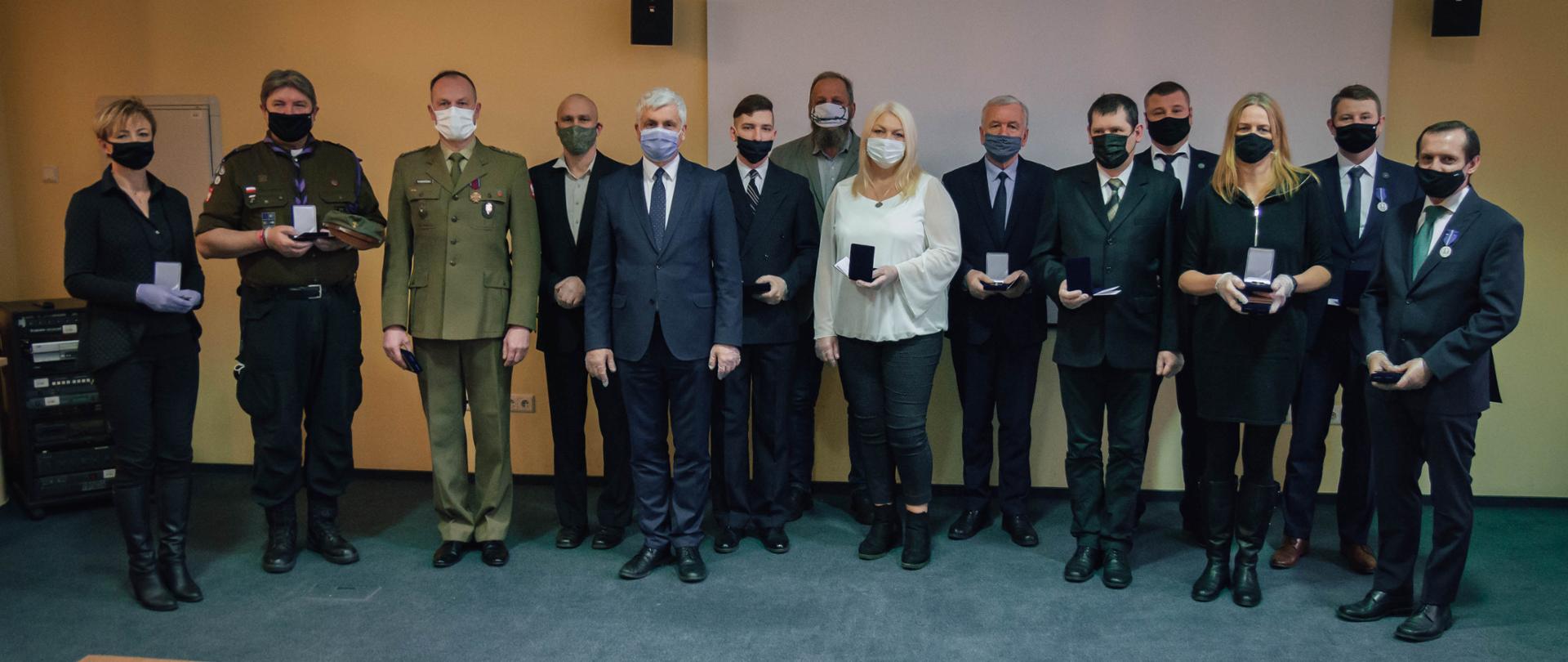 Wręczenie odznaczeń: Medali Stulecia Odzyskanej Niepodległości i Medali Opiekun Miejsc Pamięci