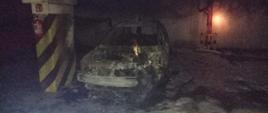 Pożar samochodu w garażu podziemnym ul. Miodowa