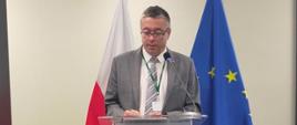 Wiceprezes Narodowego Funduszu Ochrony Środowiska i Gospodarki Wodnej Artur Michalski podczas konferencji „Finansowanie transformacji energetycznej polskiego ciepłownictwa – nowe otwarcie”