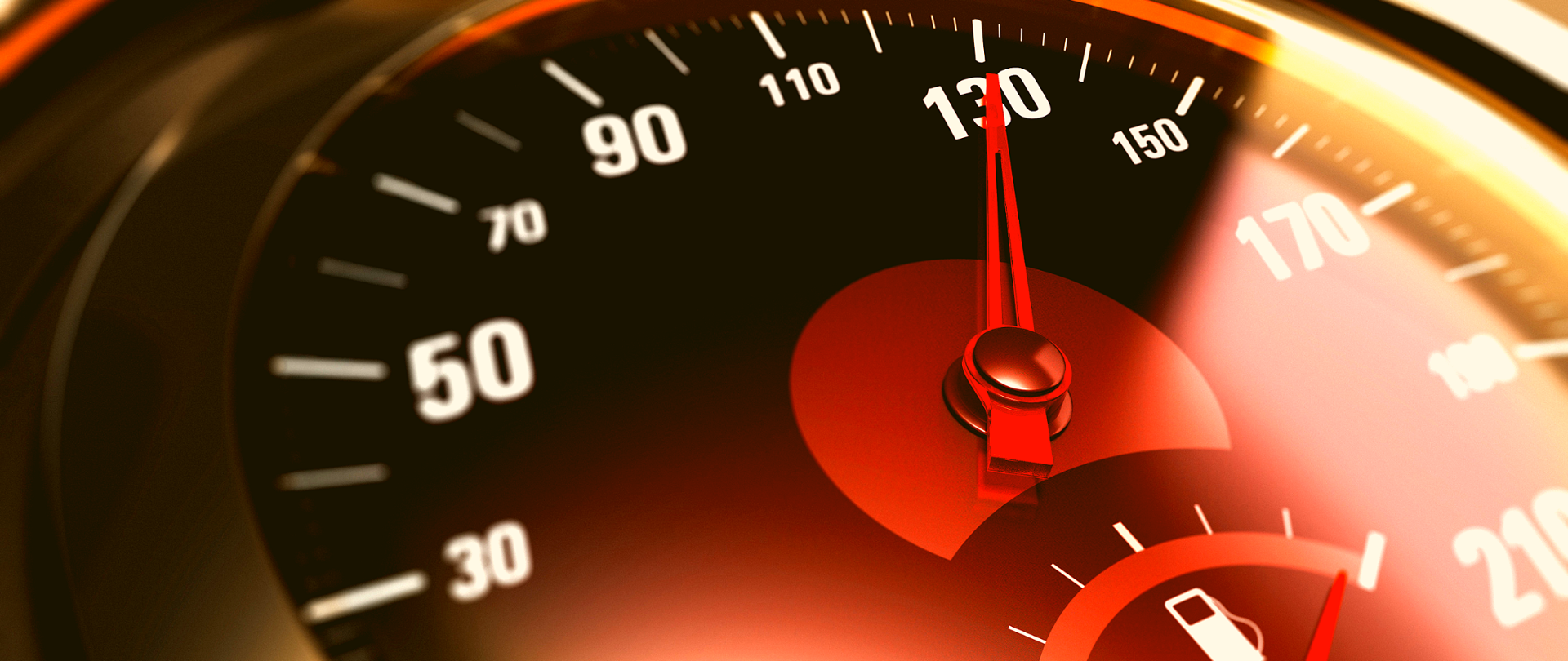 Prędkościomierz samochodu, wskazujący 130km/h