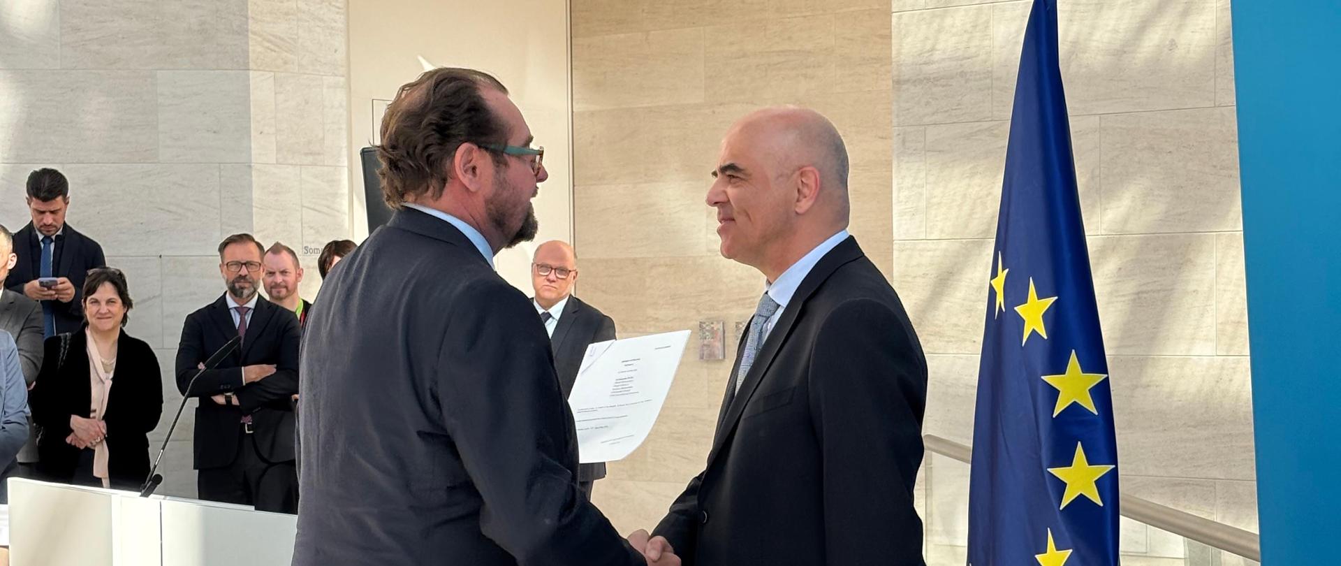 Chargé d'affaires ad interim, Mr Aleksander Pociej