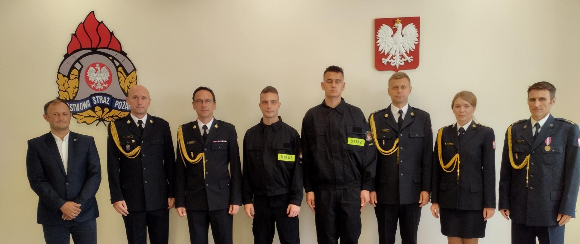 Uroczyste ślubowanie nowo przyjętych strażaków w Komendzie Miejskiej Państwowej Straży Pożarnej w Rybniku 