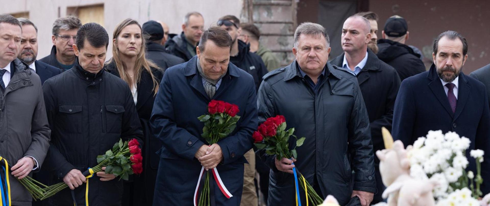 Poland's top diplomat Radosław Sikorski visits Lviv
