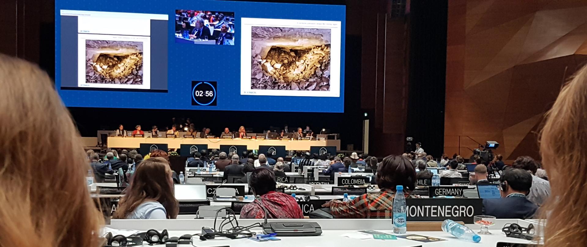 Krzemionkowski region prehistorycznego górnictwa krzemienia pasiastego na liście światowego dziedzictwa kulturalnego i naturalnego UNESCO