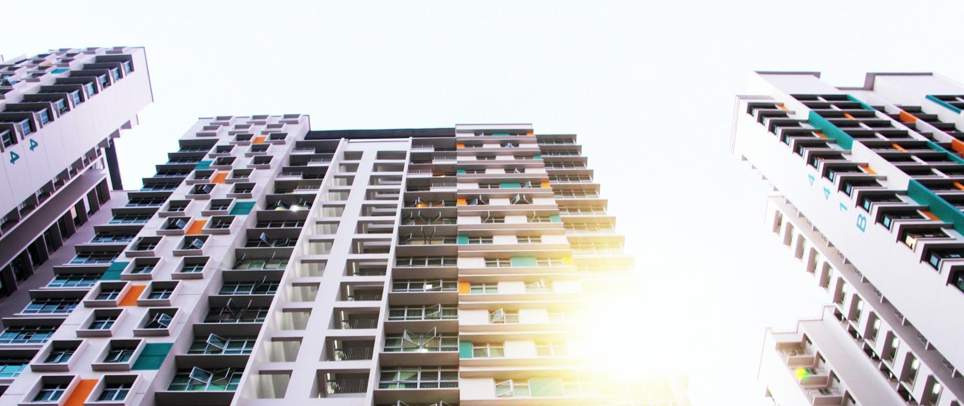 Bloki mieszkalne - wieżowce 