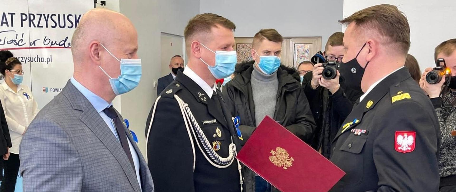 Uroczyste wręczenie promes na zakup pojazdów pożarniczych dla jednostek OSP