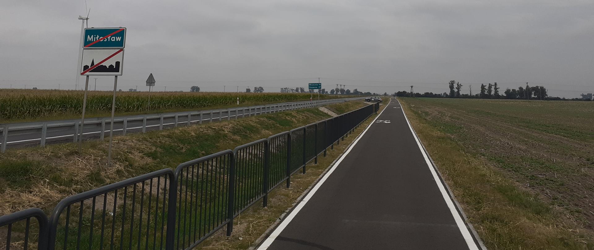 DK15 odcinek Skotniki - Miłosław droga pieszo - rowerowa