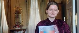 Na zdjęciu finalistka olimpiady z historii sztuki. 