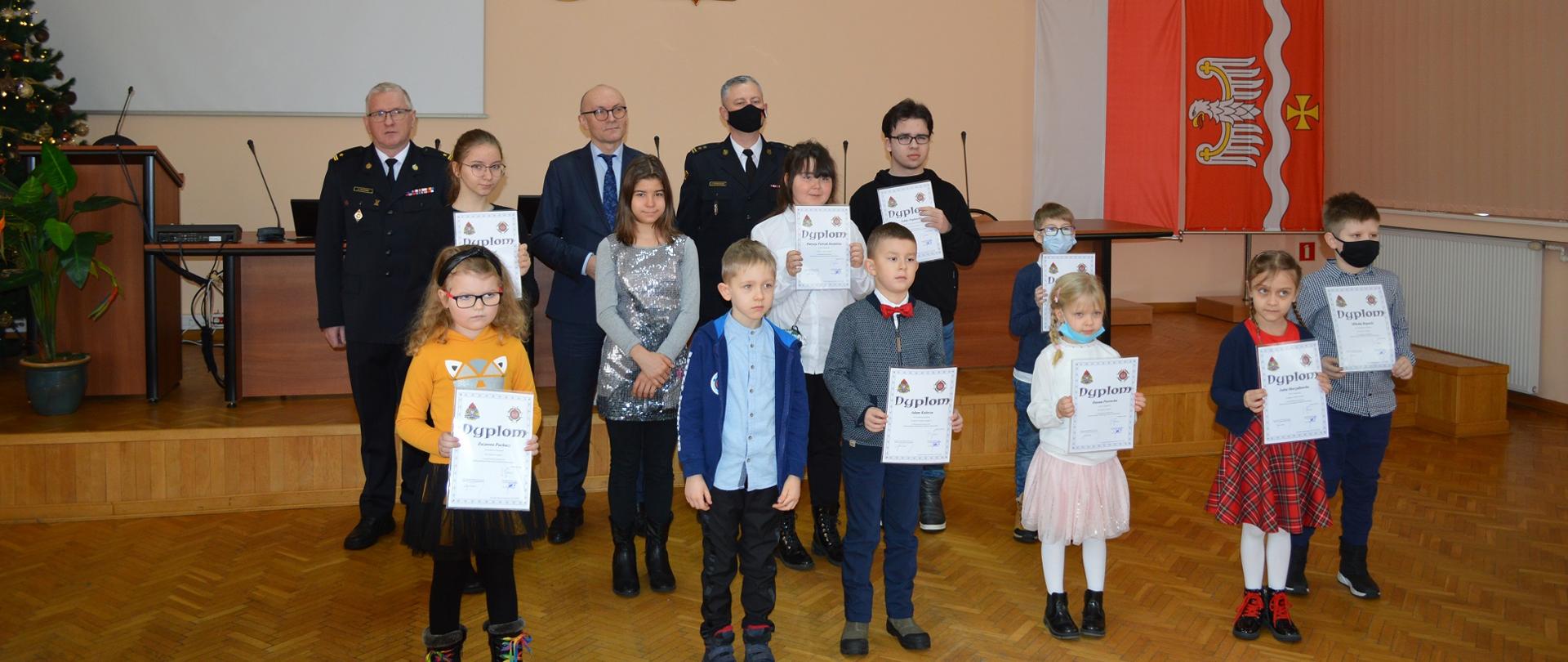 Wręczenie nagród laureatom eliminacji powiatowych Ogólnopolskiego Strażackiego Konkursu Plastycznego
