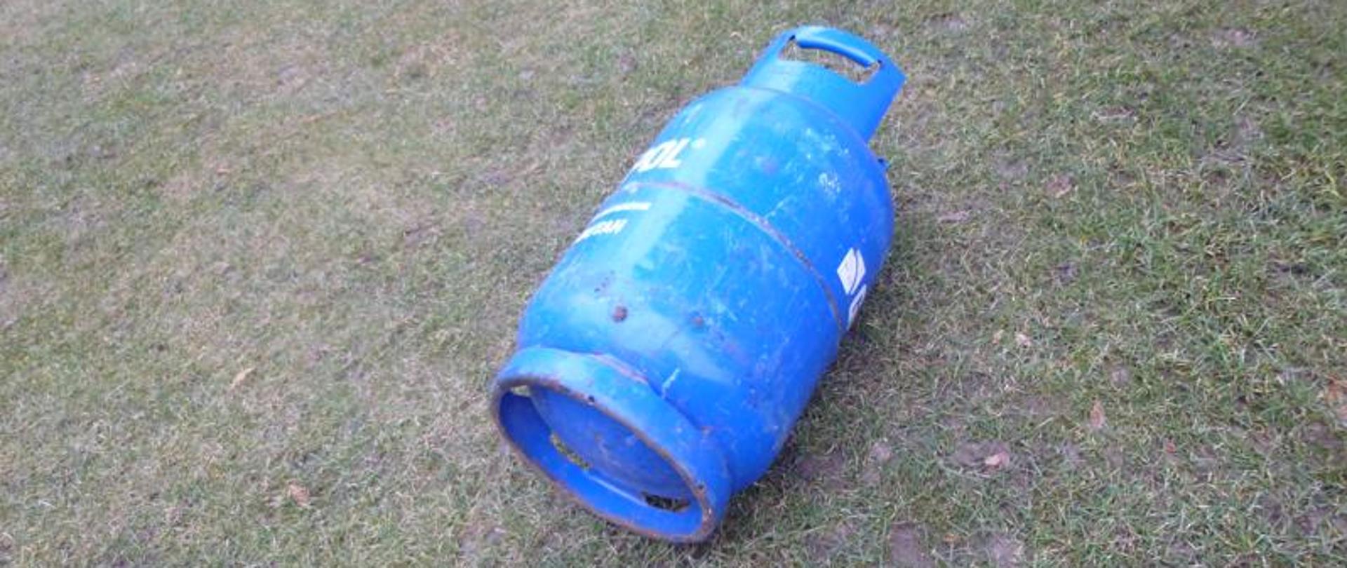  butla na gaz propan-butan. Nieprawidłowa eksploatacja
lub niewłaściwy stan techniczny może być przyczyną wybuchu i pożaru
