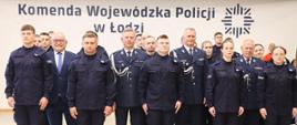 Pamiątkowe zdjęcie uczestników wydarzenia 