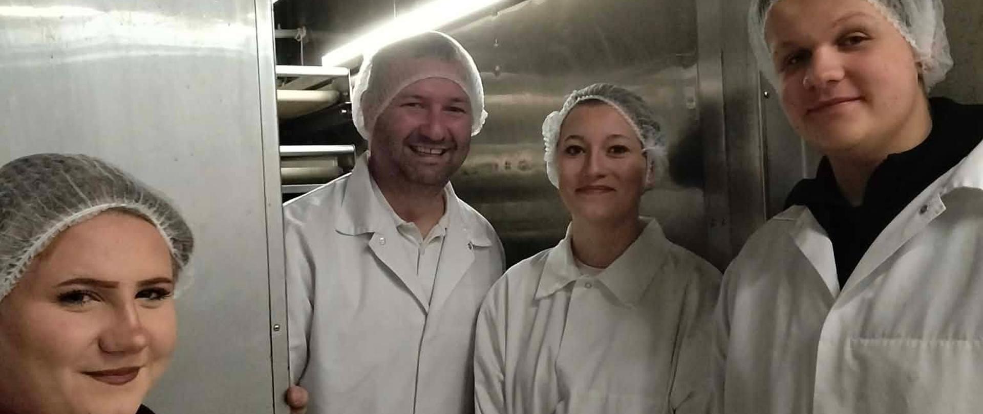 Uczniowie technikum żywienia człowieka i usług gastronomicznych podczas wycieczki zawodowej
